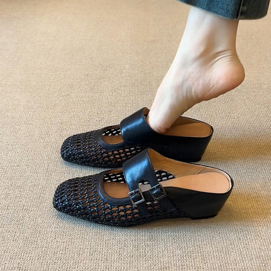 Damen modische Clogs mit dekorativen Schnallen und atmungsaktivem Netzdesign EB