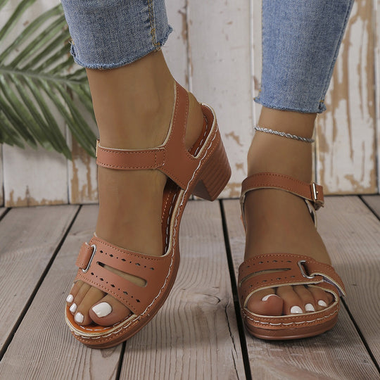 Damen Komfortable Sandalen mit verstellbaren Riemen EB