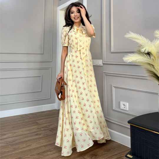 Damen Maxikleid mit eleganter Schleifenbindung und romantischem Blütenmuster EB