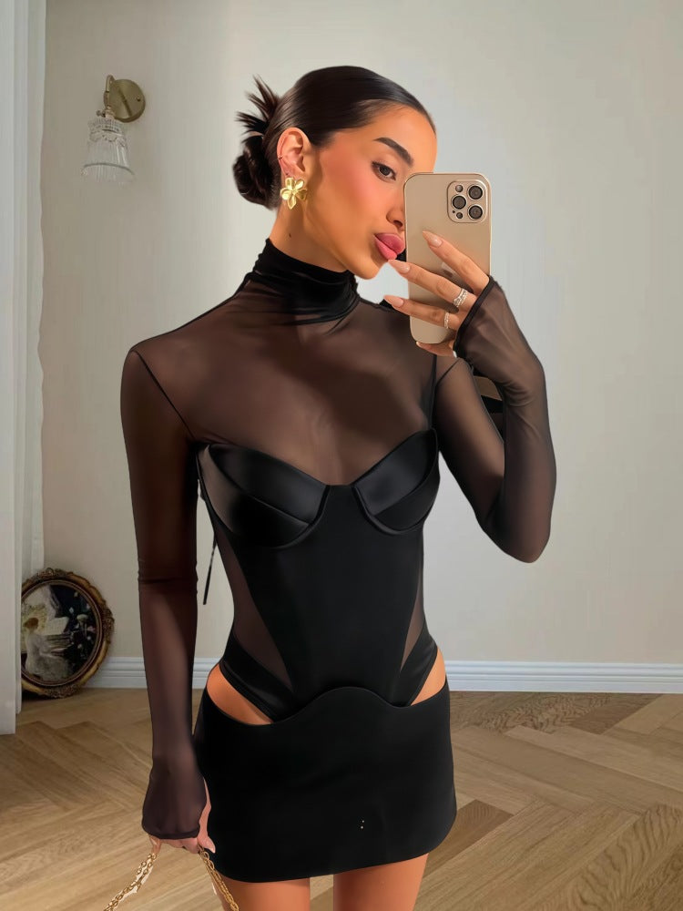 Damen Figurbetontes Kleid mit transparenten Ärmeln und asymmetrischen Cut-Out Details EB