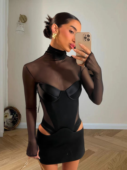 Damen Figurbetontes Kleid mit transparenten Einsätzen und rautenförmigen Cut-Outs EB