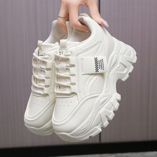 Damen Sportliche Chunky Sneakers mit innovativen Dämpfungselementen und rutschfester Sohle EB