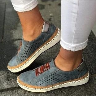 Damen Atmungsaktive Slip-On Sneakers mit modischem Lochdesign EB