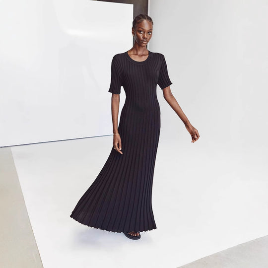Damen Maxikleid aus feinem Rippenstrick EB