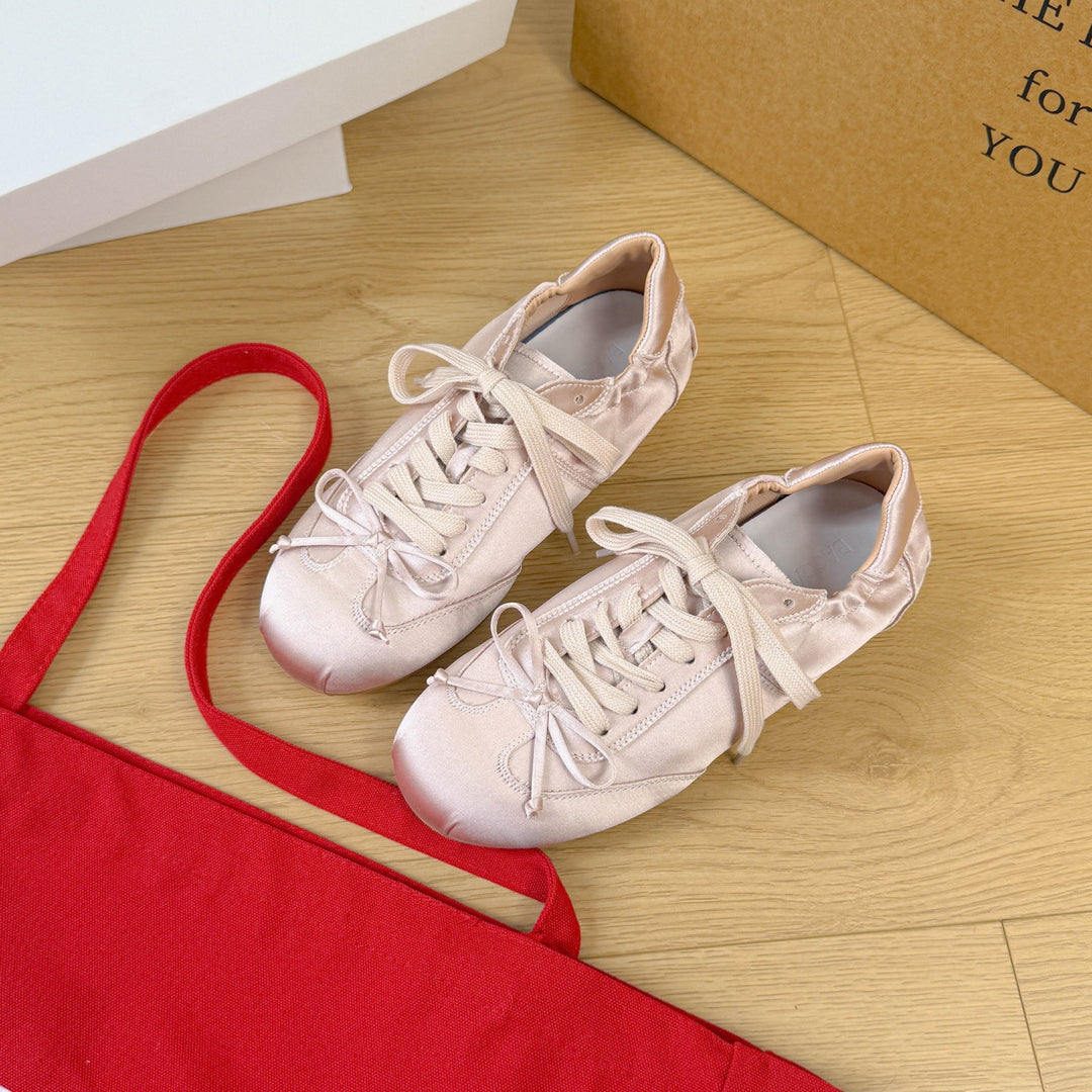 Damen Modische und komfortable Sneakers mit Satin-Oberfläche EB