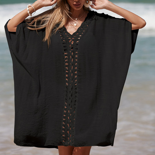 Damen eleganter Strandponcho mit raffinierten Häkelakzenten und tiefem V-Ausschnitt EB