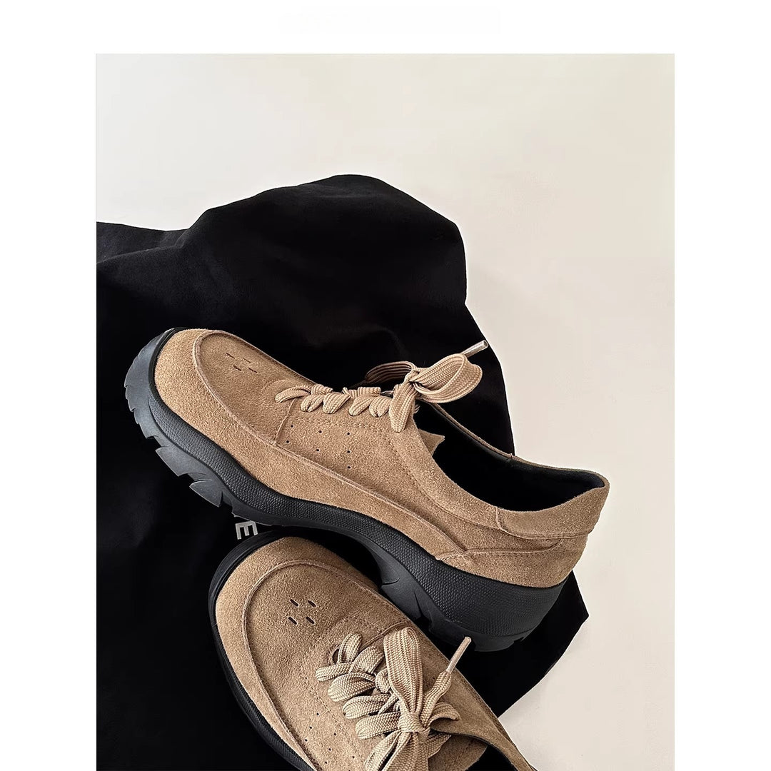 Damen Komfortable Sneaker mit gepolsterter Innensohle und trendiger Schnürung EB