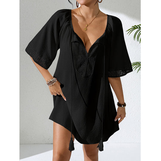 Damen Häkelstrandkleid mit elegantem V-Ausschnitt und luftigen Ärmeln EB