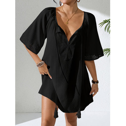 Damen Häkelstrandkleid mit elegantem V-Ausschnitt und luftigen Ärmeln EB