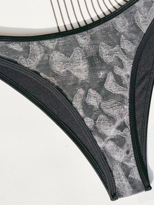 Damen Triangel-Bikini mit stilvollen Metallic-Details EB