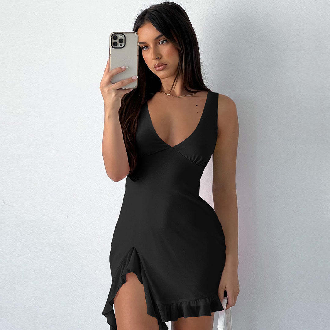 EB | Kleid mit Hosenträgern und V-Ausschnitt mit Fransen