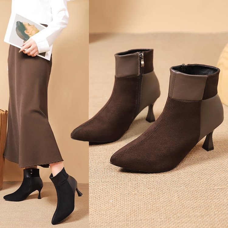 Damen Elegante Stiefeletten mit schickem Blockabsatz und modischen Details EB