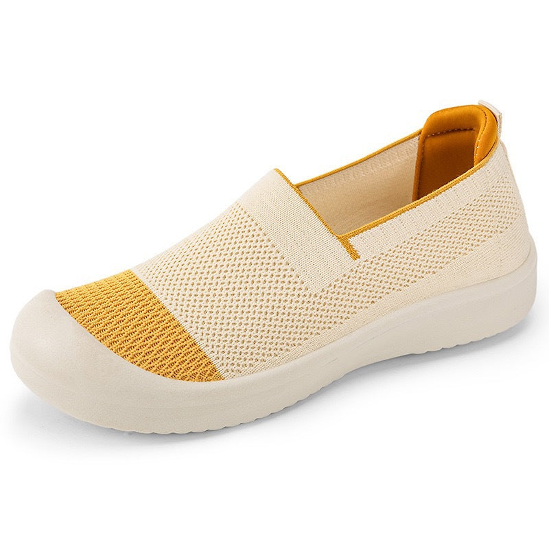 Damen Lifestyle Slipper mit elastischem Einsatz und strukturiertem Obermaterial EB