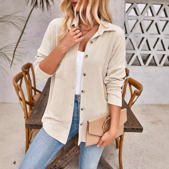 Damen Strukturierte Button-Down-Bluse mit Taschen EB