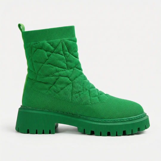 Damen Modische Stiefel mit strukturiertem Obermaterial und rutschfester Profilsohle EB