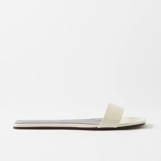 Damen Minimalistische Slides im zeitgenössischen Design mit breiter Riemenfront und bequemer Fußbettgestaltung EB