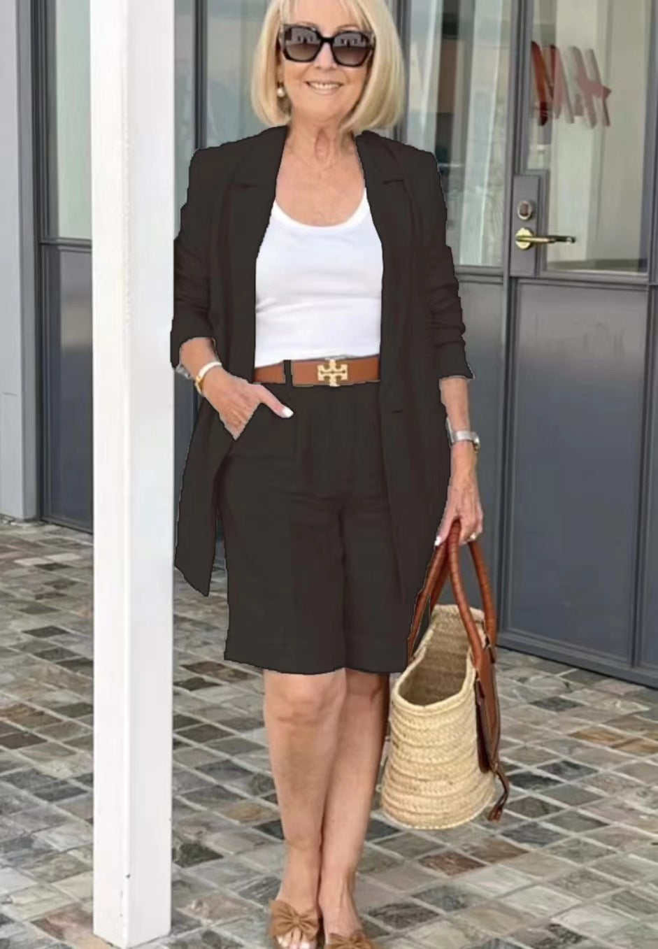 Damen Modisches Blazer-Shorts-Set mit doppelter Knopfleiste und eleganter Passform EB