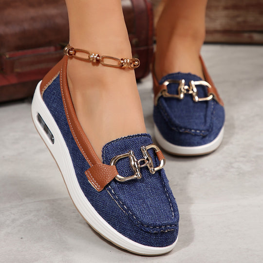 Damen Slip-On Sneaker mit modischem Metallakzent EB
