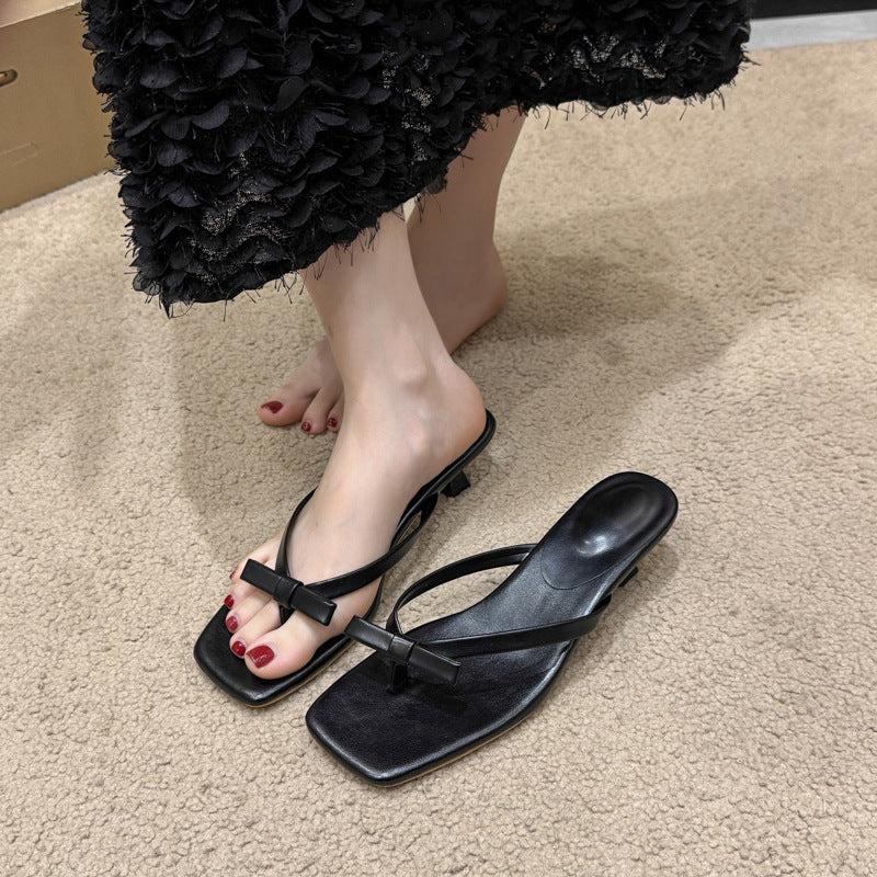 Damen flache Zehentrenner-Sandalen mit elegantem Schleifen-Detail EB