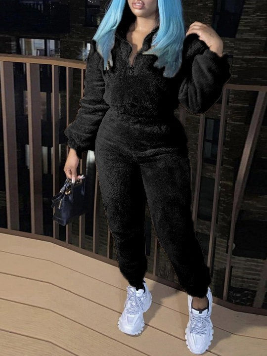 Damen nan kuscheliges Teddy-Fleece Zweiteiler mit Halbreißverschluss und High-Waist Jogginghose EB
