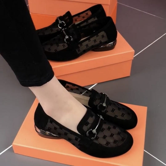 Damen Elegante Ballerinas mit transparentem Mesh-Einsatz und modischer Schmuckdetail EB