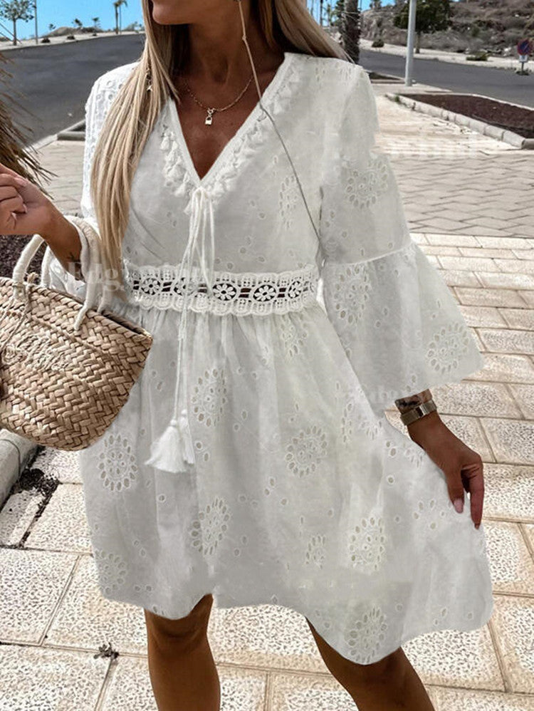 Damen Sommerkleid mit luftigen Trompetenärmel und elegantem Häkelgürtel EB