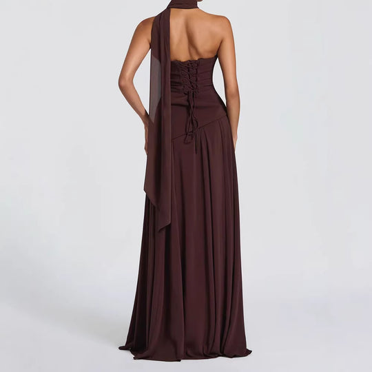 Damen elegantes maxikleid mit schulterfreiem Design und raffinierten Drapierungen EB