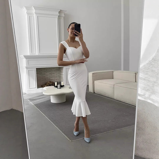 Damen Wickelkleid mit elegantem Herzausschnitt und schwingendem Saum EB