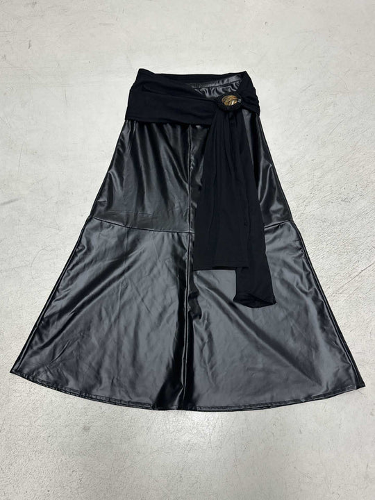 Damen eleganter Satin-Abendrock mit raffinierten Rüschen und Spitzenakzenten EB