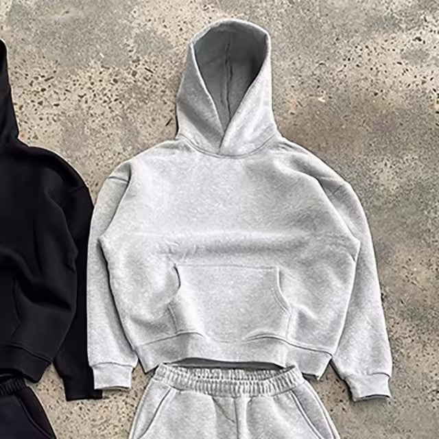 Herren nan urbaner Boxy-Hoodie mit verkürztem Rumpf, überschnittener Schulter und weichem Fleece-Innenfutter EB