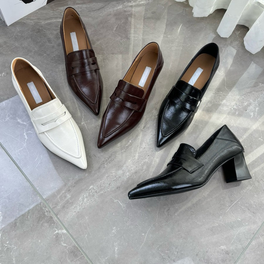 Damen spitze Pumps mit elegantem Riemen und bequemen Blockabsatz EB
