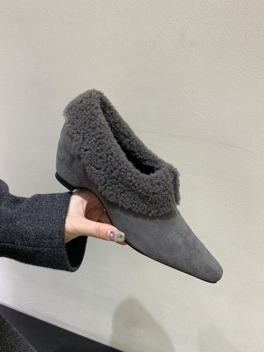 Damen Stiefeletten mit kuscheligem Kunstfellkragen und eleganter Form EB