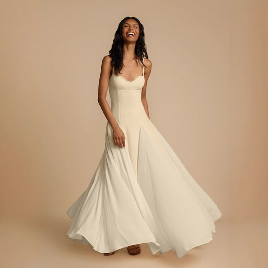 Damen Elegantes Maxikleid mit kontrastrierenden Stoffbahnen und schmalen Trägern EB