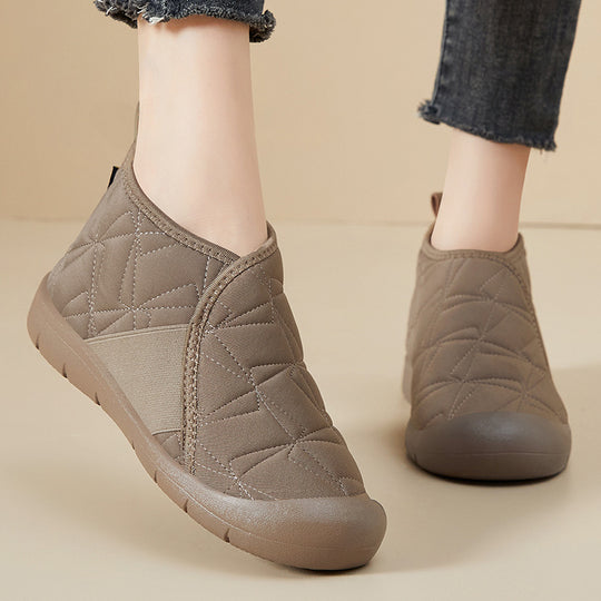 Damen Isolierte Winterstiefel mit rutschfester Sohle und weichem Innenfutter EB