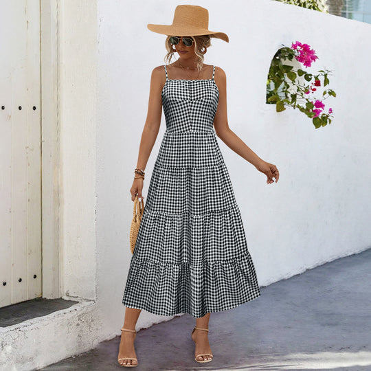 Damen Maxikleid im karierten Design mit Taillenakzent und Rüschensaum EB