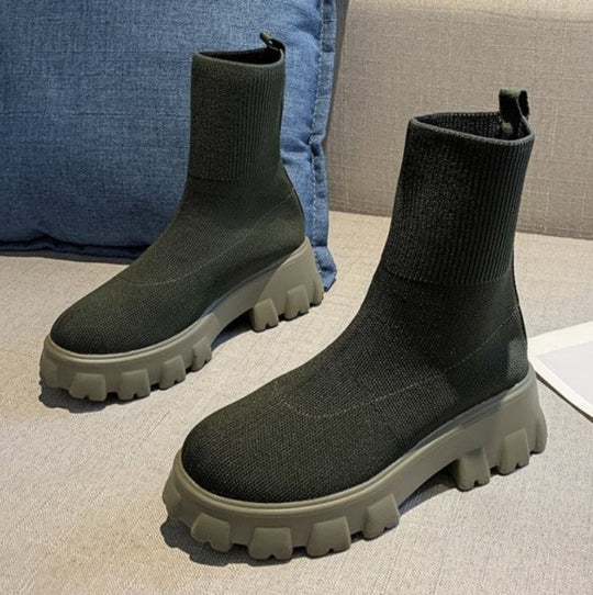 Damen Sock-Ankle-Boots mit grobem Offroad-Profil und elastischem Strickschaft EB