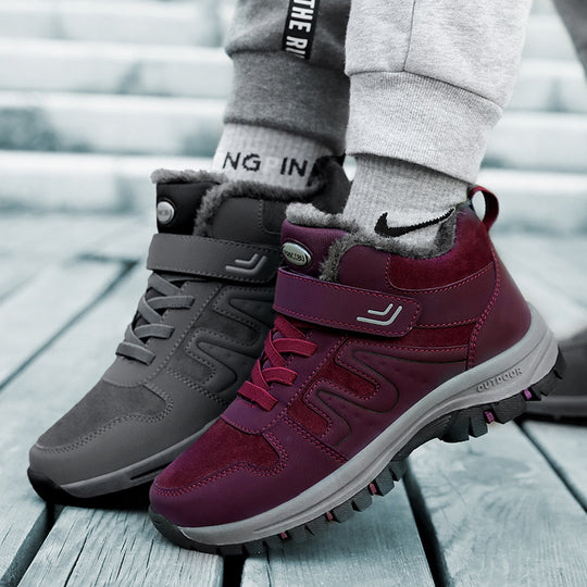 Damen Winterliche Trekkingstiefel mit rutschfester Sohle und isolierendem Futter EB