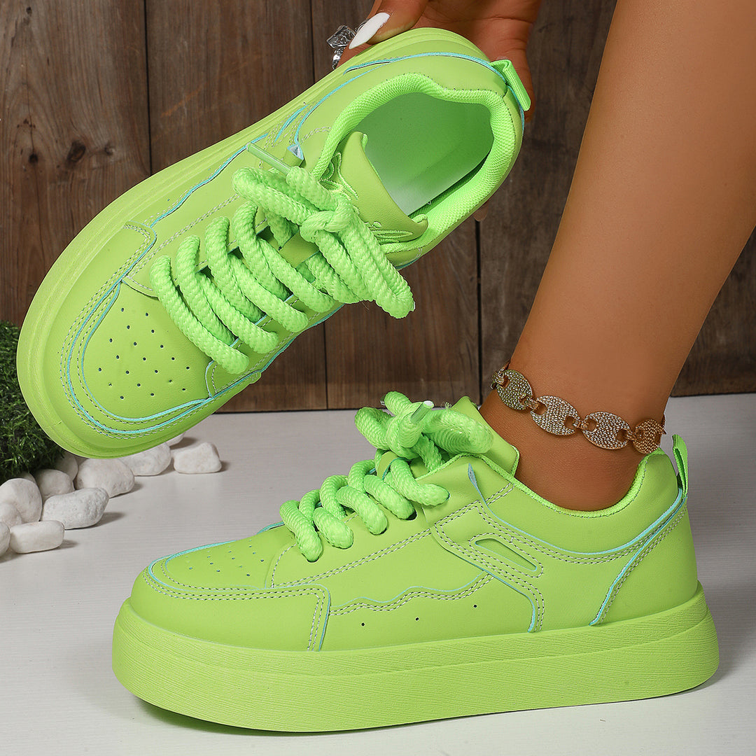 Damen Sneaker mit modischem Plateau und hochwertigen Schnürsenkeln EB