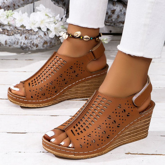 Damen Wedge-Sandalen mit luftiger Perforation und anatomischem Fußbett EB