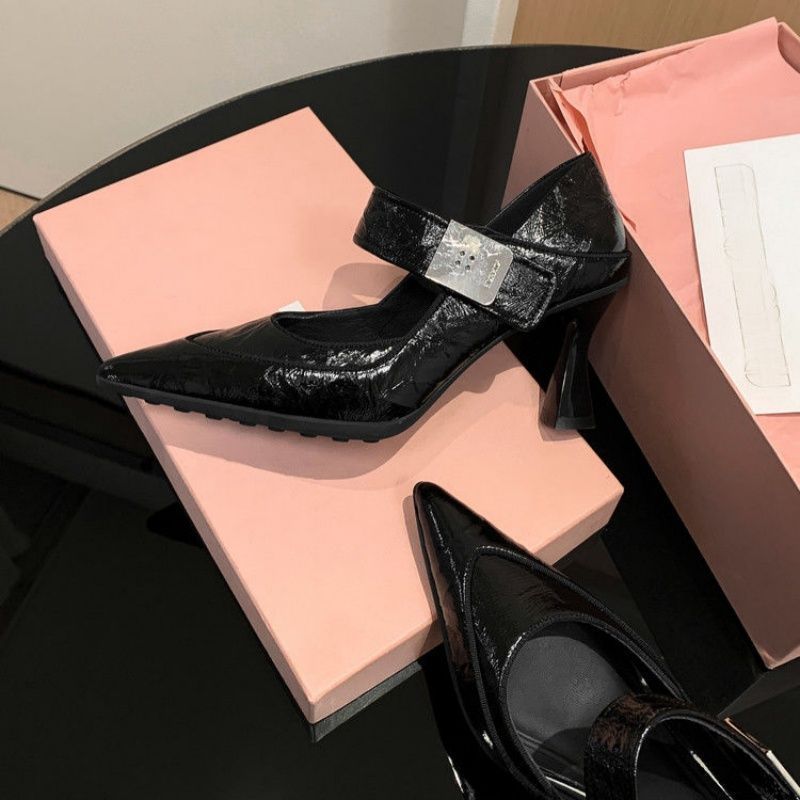 Damen elegante spitze Pumps mit verstellbarem Riemen EB