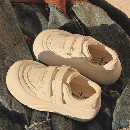 Damen Nachhaltige Sneaker mit verstellbarem Klettverschluss und dämpfender Sohle EB