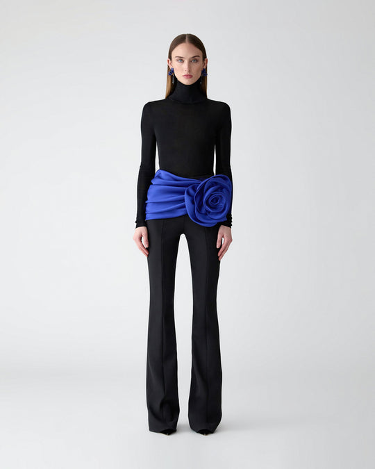 Damen eleganter Ganzkörperanzug mit Blütenapplikation EB