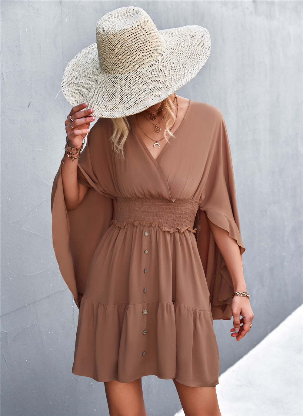 Damen lässiges Wickelkleid mit voluminösen Ärmeln und Knopfdetails EB