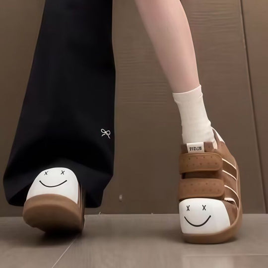 Damen Komfortable Sneaker mit praktischen Klettverschlüssen und lässigem Design EB