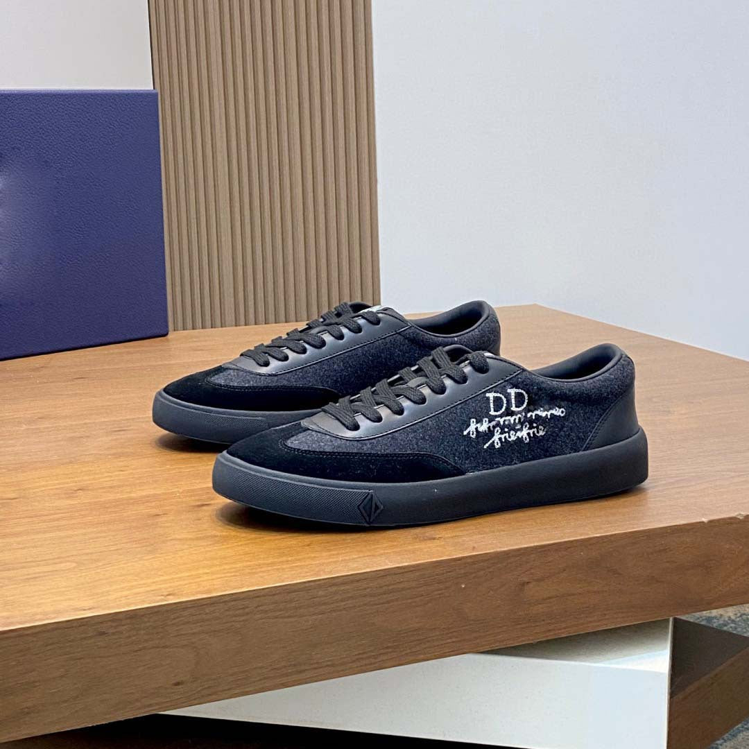 Damen bequeme Sneakers mit modischem Design und atmungsaktiver Oberflächenstruktur EB
