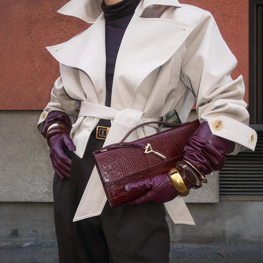 Damen stylischer Trenchcoat mit breitem Kragen und Gürteldetails EB