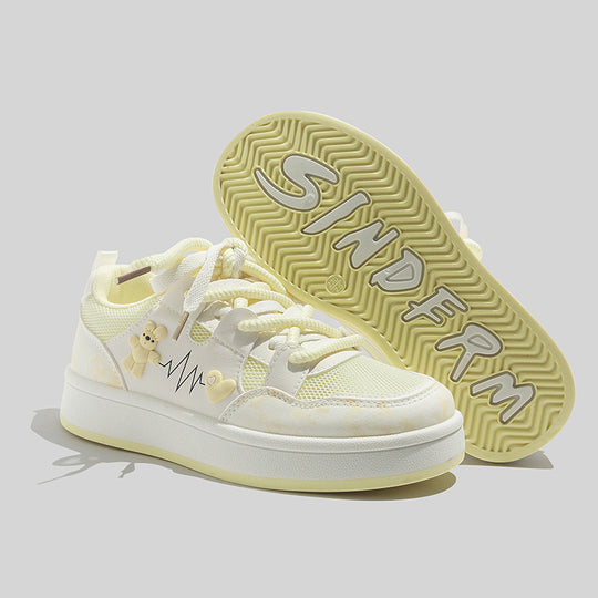 Damen Sneakers mit charmantem Bärenmotiv und atmungsaktiver Oberflächenstruktur EB
