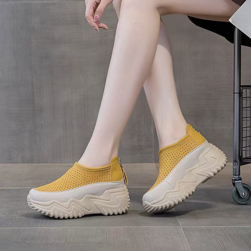 Damen Atmungsaktive Slip-On Sneakers mit elegantem Design EB