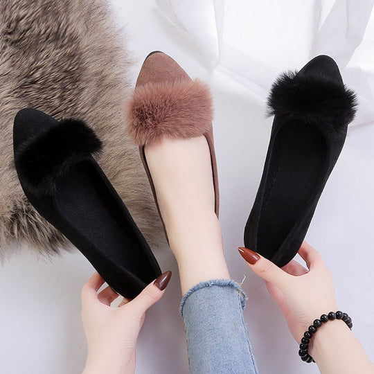Damen elegante Ballerinas mit samtiger Oberfläche und dekorativem Pelzbesatz EB