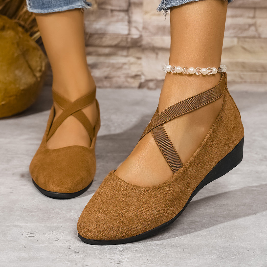 Damen  minimalistische Samt-Ballerina mit dekorativer Fußkette und ergonomischem Komfortfußbett EB